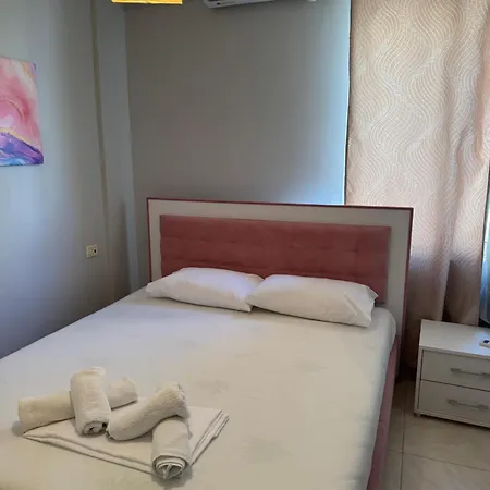 Roco Sea View 公寓 Sarandë