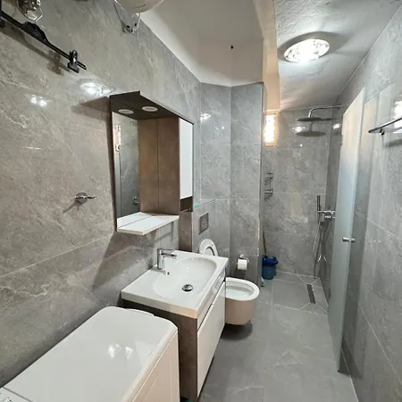 Roco Sea View * Sarandë